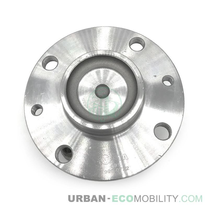 Front hub - TAZZARI