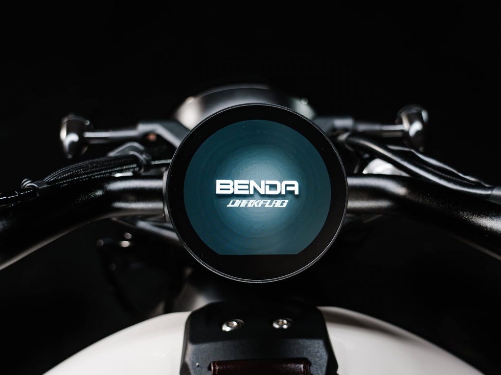 BENDA Dark Flag Commander 950 cm³ Euro 5+